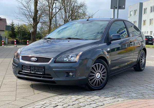 ford focus pomorskie Ford Focus cena 10999 przebieg: 244000, rok produkcji 2005 z Golina